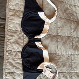 Abercrombie & Fitch Navy and White Bikini Top NWT size L